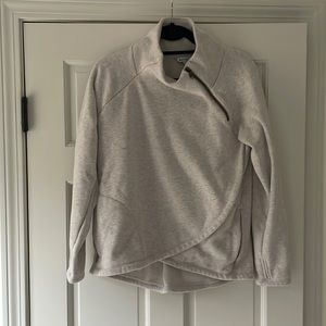 Athleta Cozy Karma side zip sweatshirt in oatmeal heather, size M.